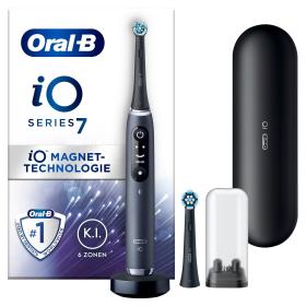 Oral-B iO 7 Elektrische Zahnbürste mit Magnet-Technologie, 2 Aufsteckbürsten, 5 Putzmodi, Display & Reiseetui, black onyx